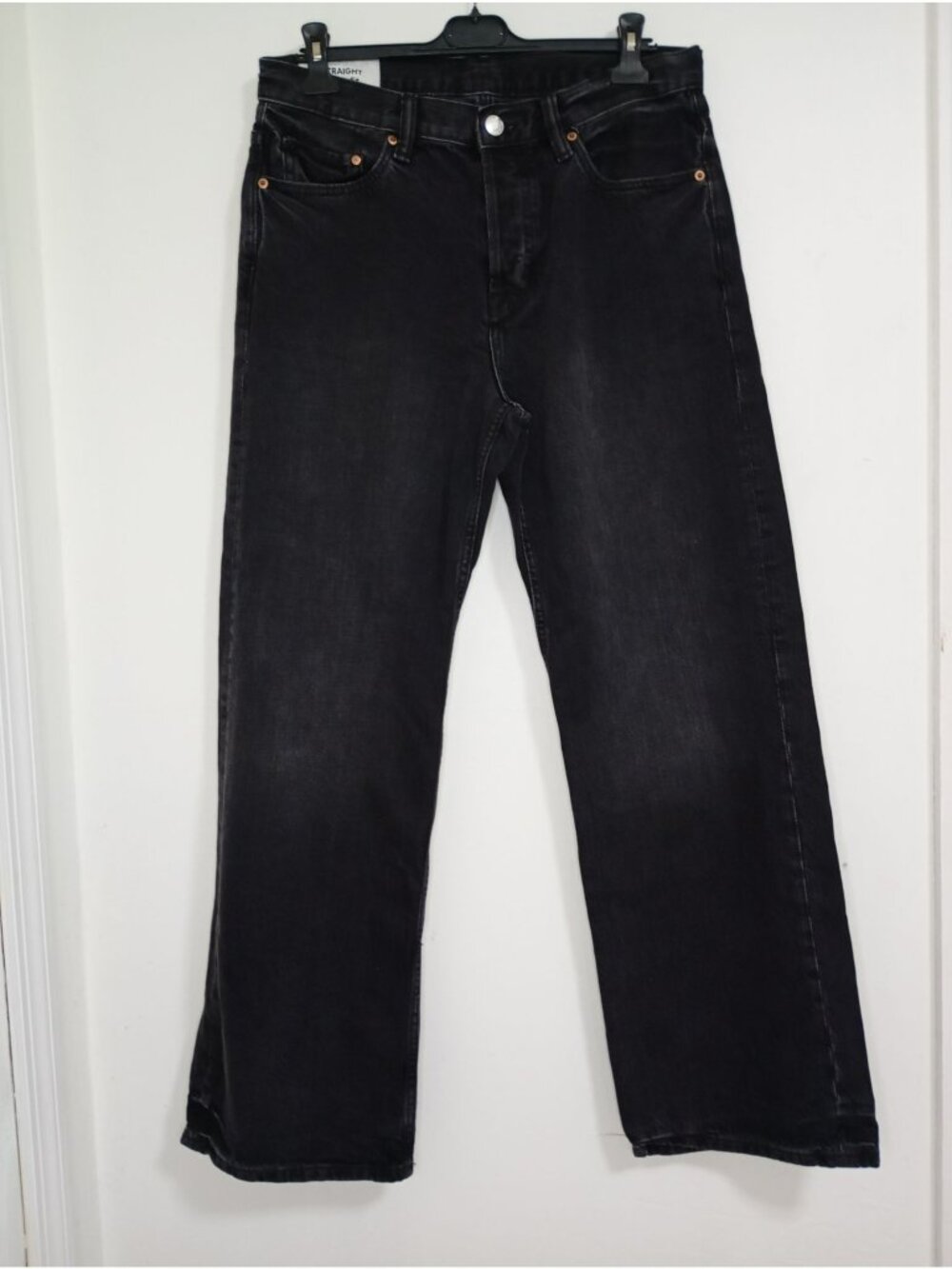 H&M Jeans Straight Loose Fit Size 32x32 100% Cotton Mens Black